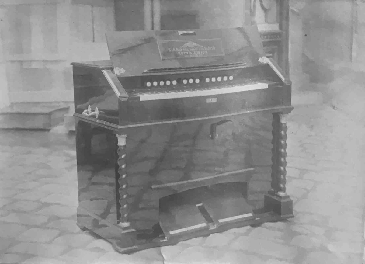 4 spieliges Instrument